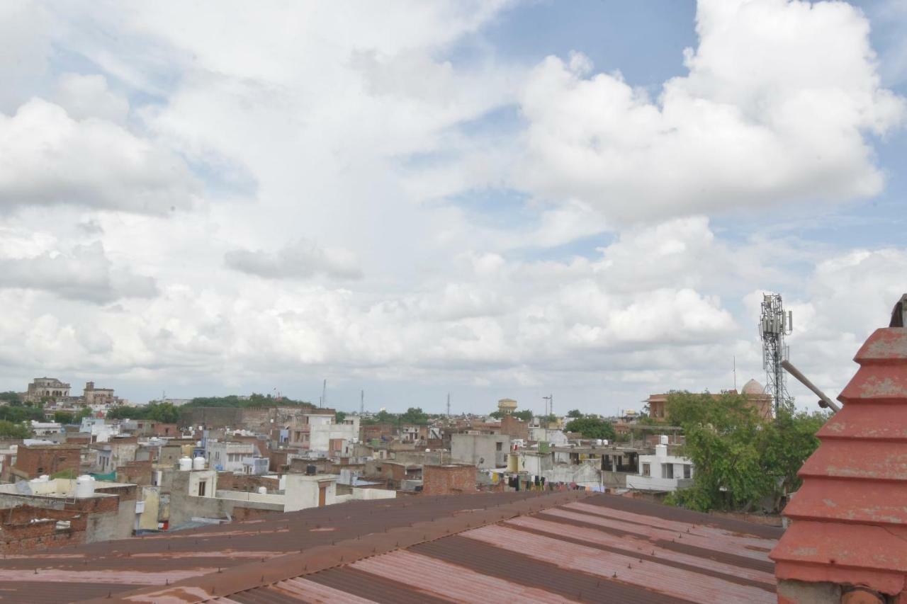 Spot On 47388 Dutta Guest House Bharatpur Buitenkant foto